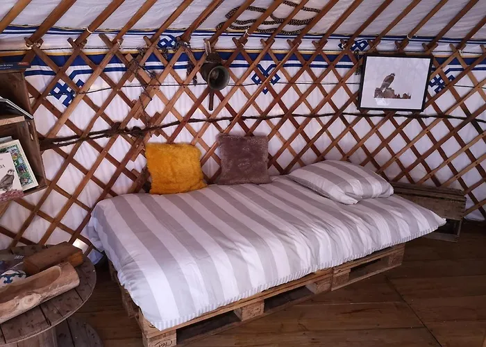 Yourte Mont-saint-michel